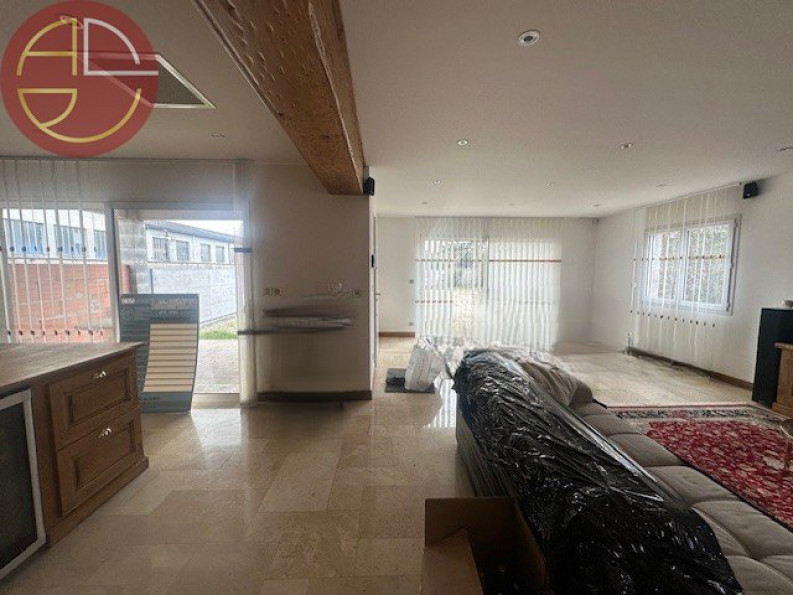 vente Entrepot Lespinasse - Photo 5