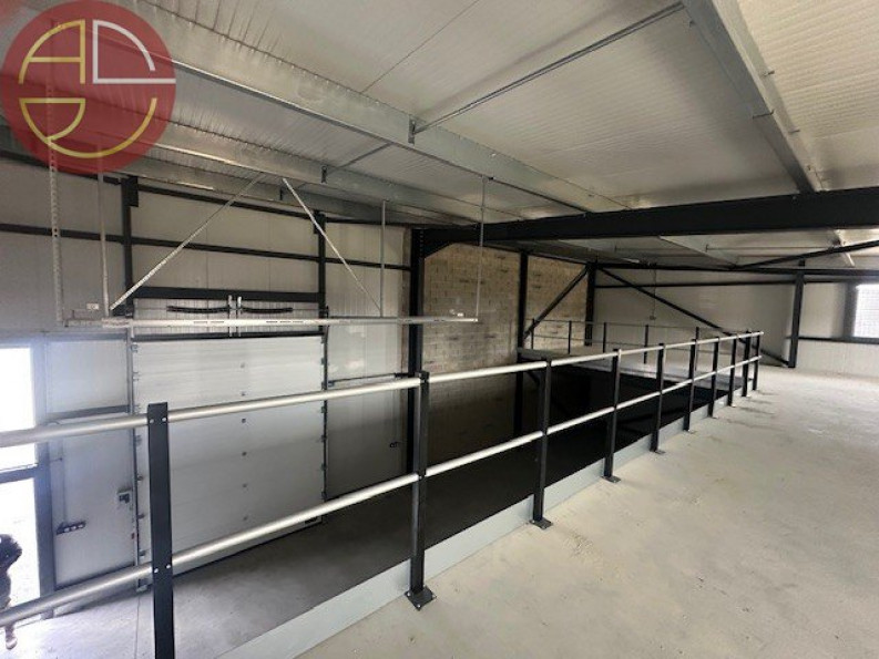 vente Entrepot Deyme - Photo 4