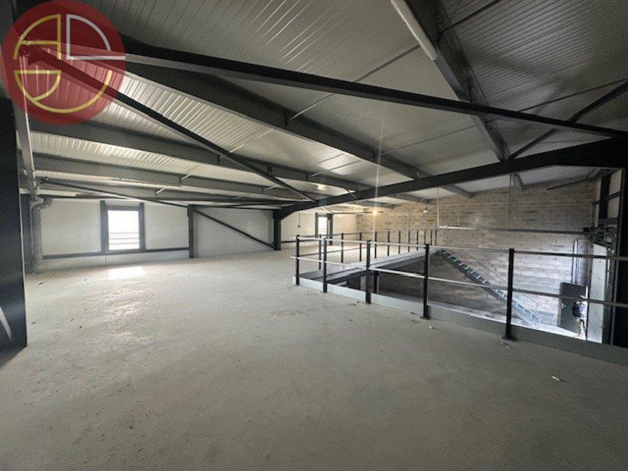 vente Entrepot Deyme - Photo 3