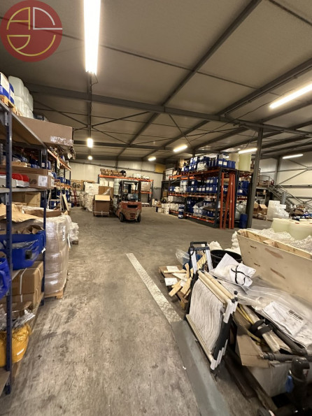 vente Entrepot L'isle-jourdain - Photo 1