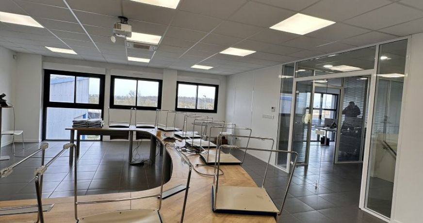 vente Entrepot L'isle-jourdain