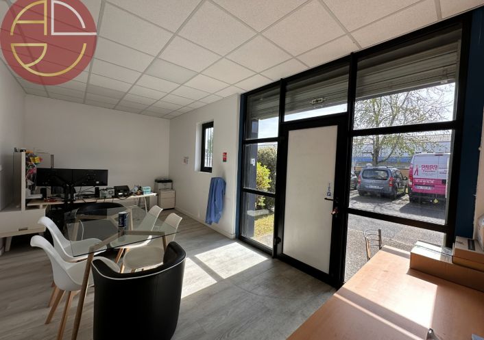 location Entrepot Montrabe