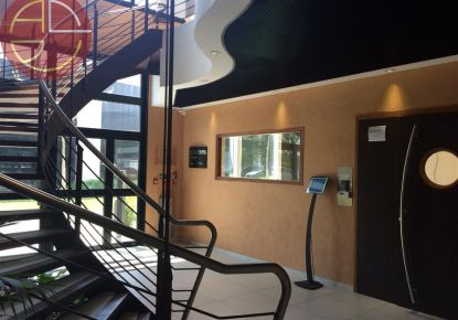 location Bureau Labege