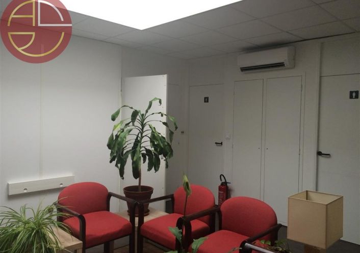 location Bureau Labege