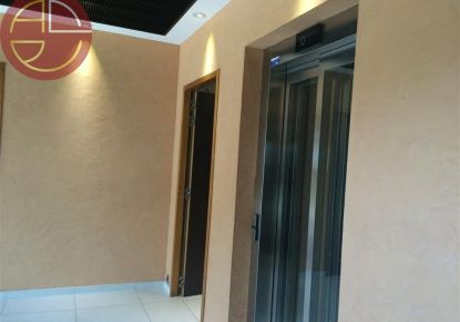 location Bureau Labege