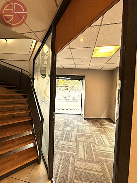 location Local commercial Montauban - Photo 2