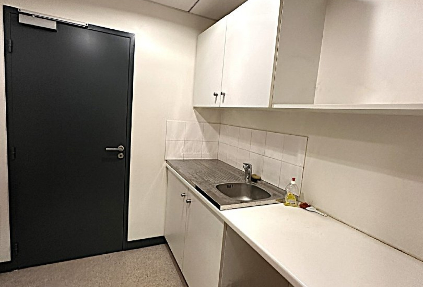 location Local commercial Montauban - Photo 6