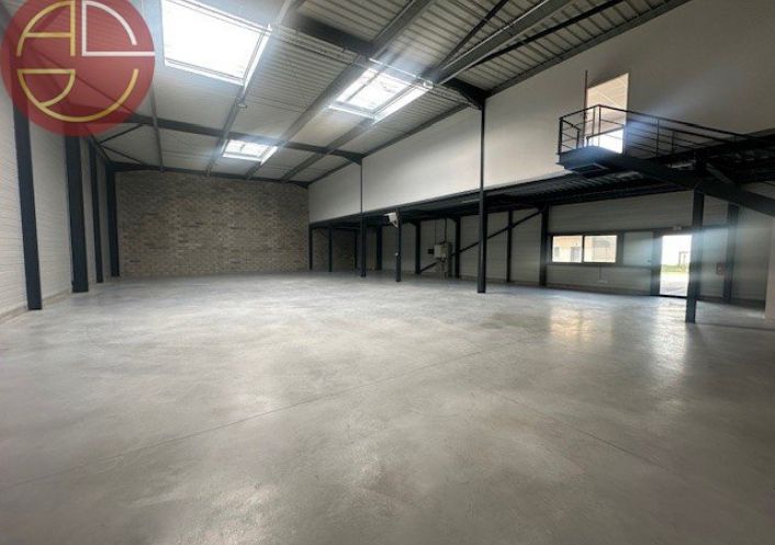 location Entrepot Launaguet