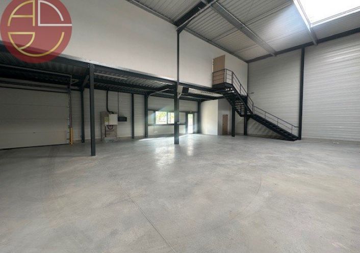 location Entrepot Launaguet