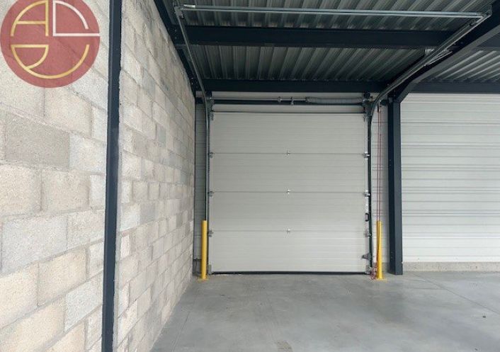 location Entrepot Launaguet