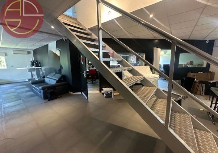location Entrepot Montrabe
