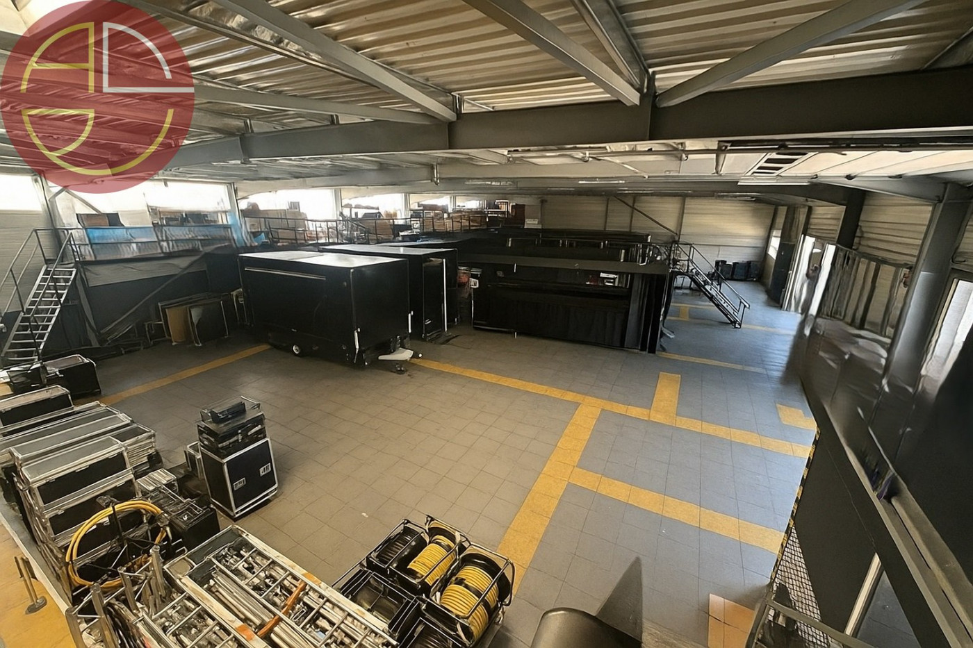 location Entrepot Montrabe - Photo 1