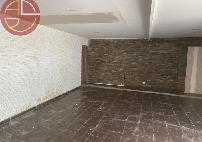 location Local commercial Muret