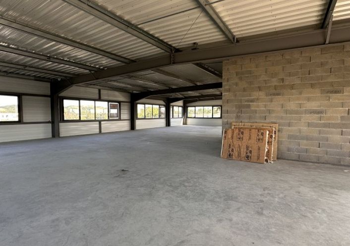 location Local commercial Carbonne