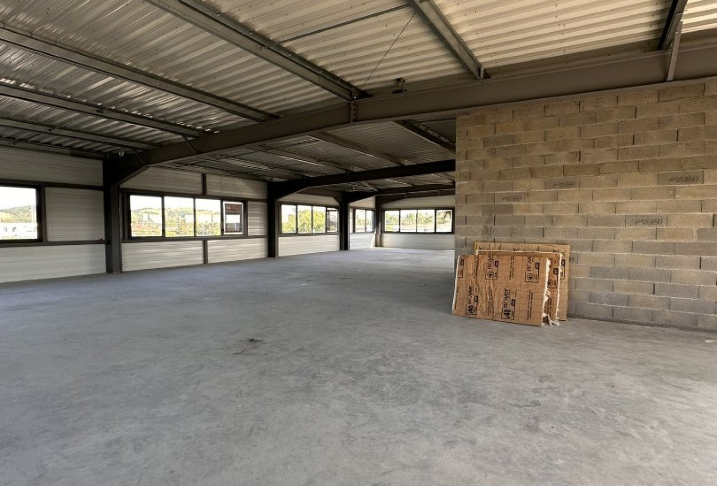 location Local commercial Carbonne - Photo 1