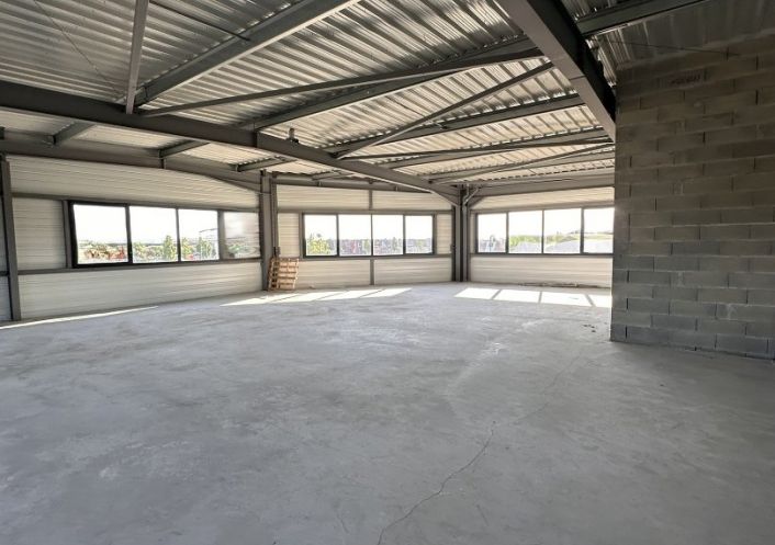 location Local commercial Carbonne