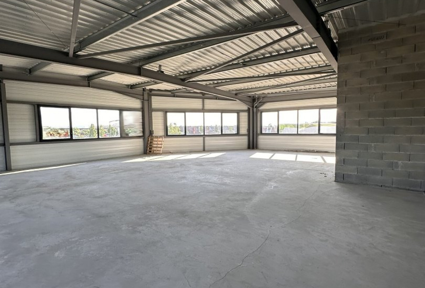 location Local commercial Carbonne - Photo 3