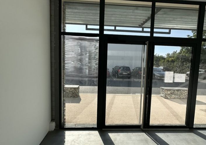 location Local commercial Carbonne