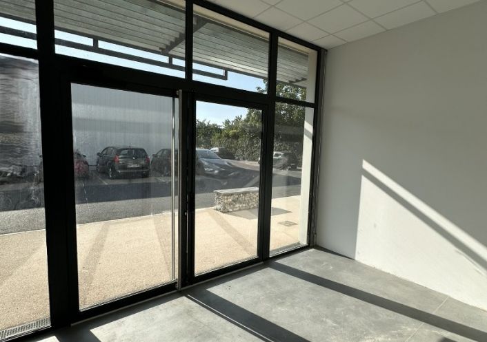 location Local commercial Carbonne