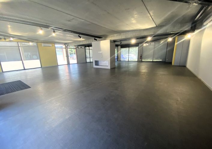 location Local commercial Cornebarrieu