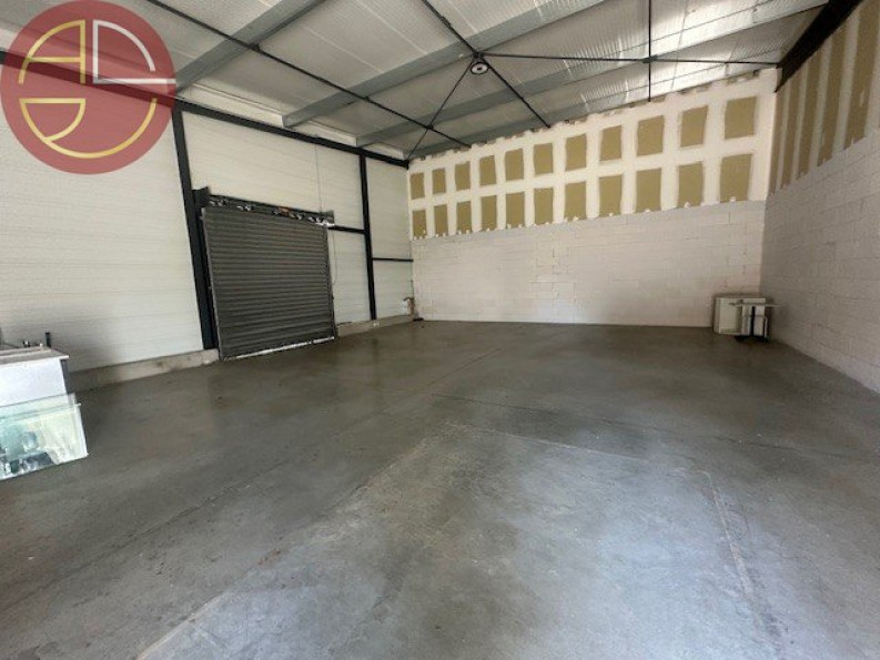 location Entrepot L'union - Photo 5