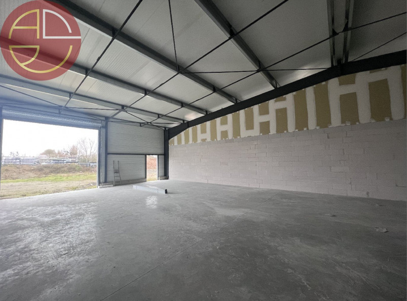 location Entrepot L'union - Photo 2