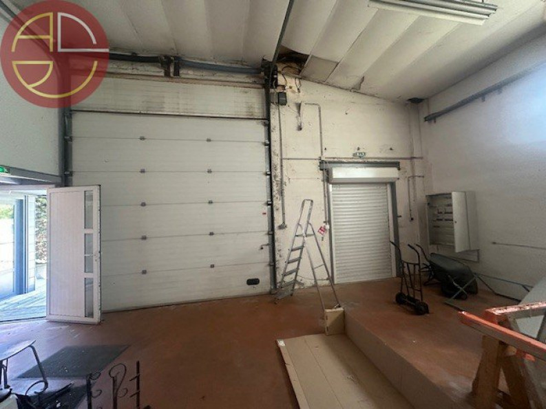 vente Entrepot Aucamville - Photo 2