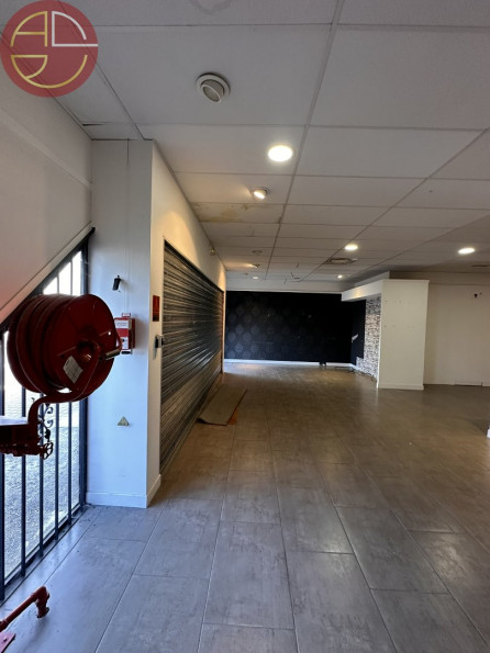 location Local commercial Portet-sur-garonne - Photo 9