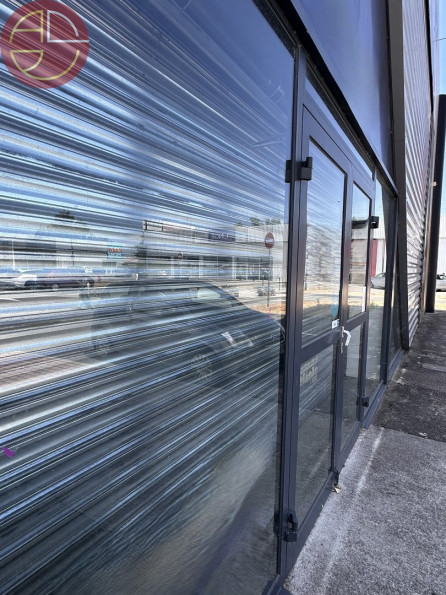 location Local commercial Portet-sur-garonne - Photo 7