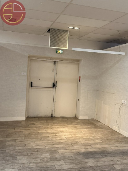 location Local commercial Portet-sur-garonne - Photo 8