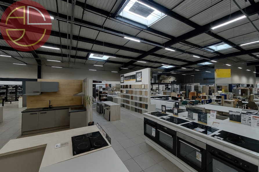 location Local commercial Portet-sur-garonne - Photo 2