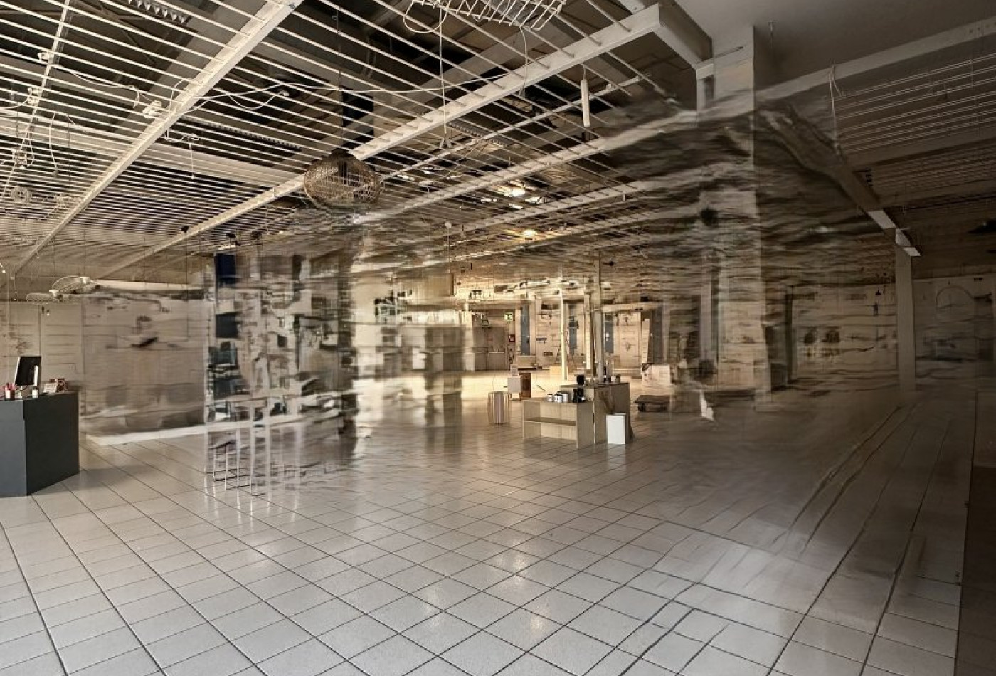 location Local commercial Portet-sur-garonne - Photo 1