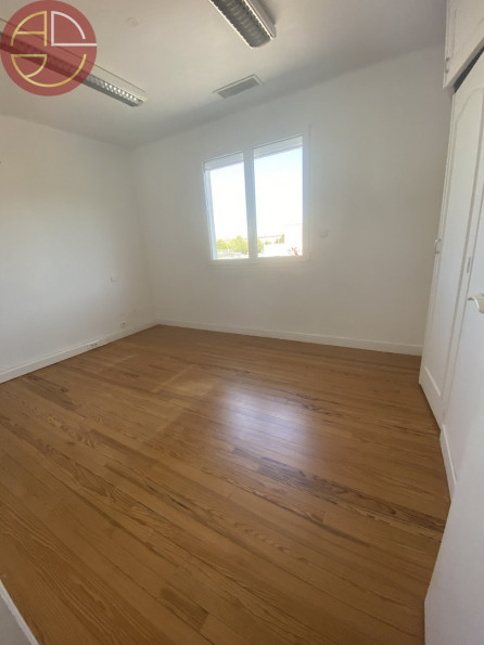 location Entrepot Castelnau-d'estretefonds - Photo 6