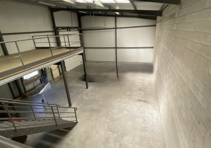 location Entrepot Castelnau-d'estretefonds