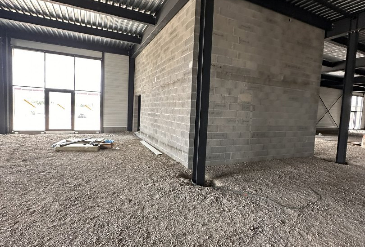 location Local commercial Pinsaguel - Photo 5