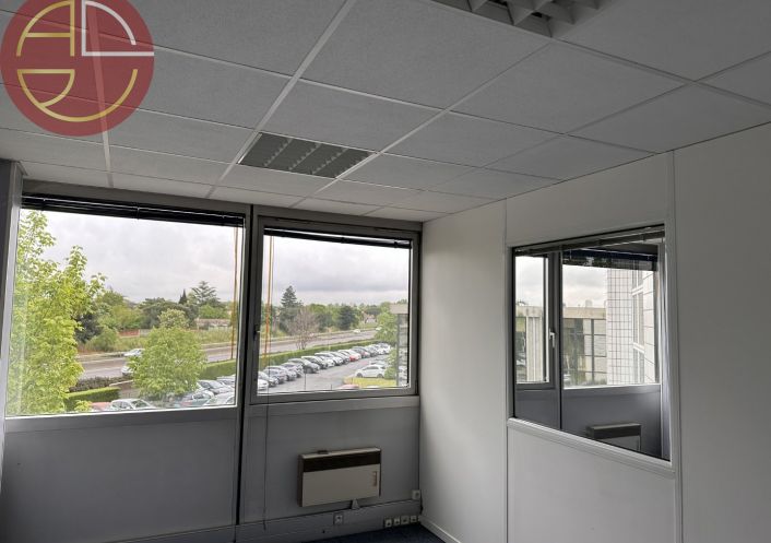 location Bureau Blagnac