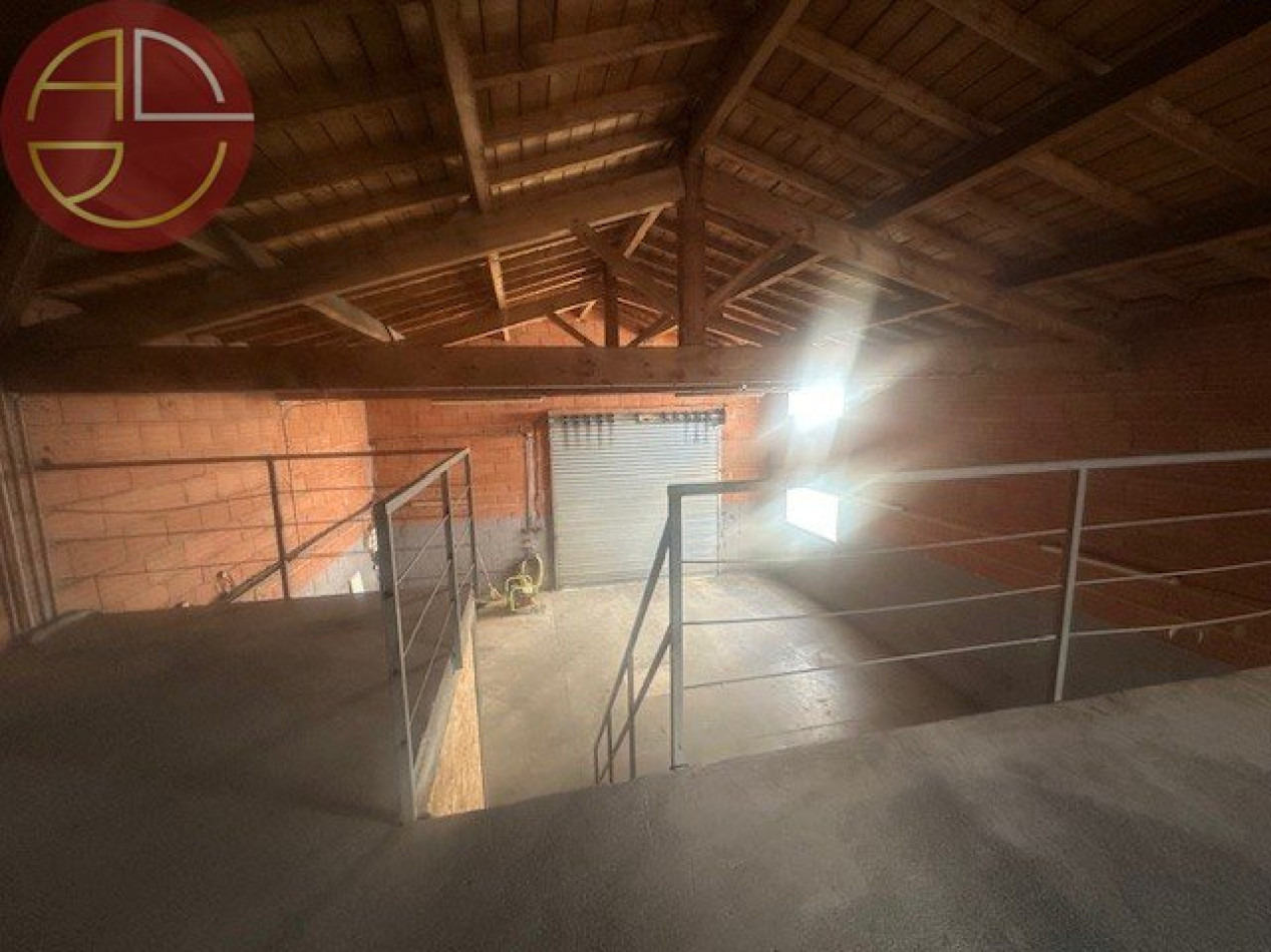 location Entrepot Saint-lys - Photo 2