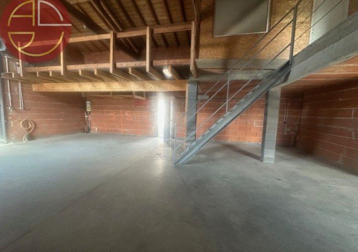 location Entrepot Saint-lys