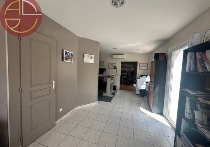 location Bureau Saint-alban