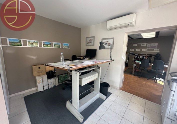 location Bureau Saint-alban