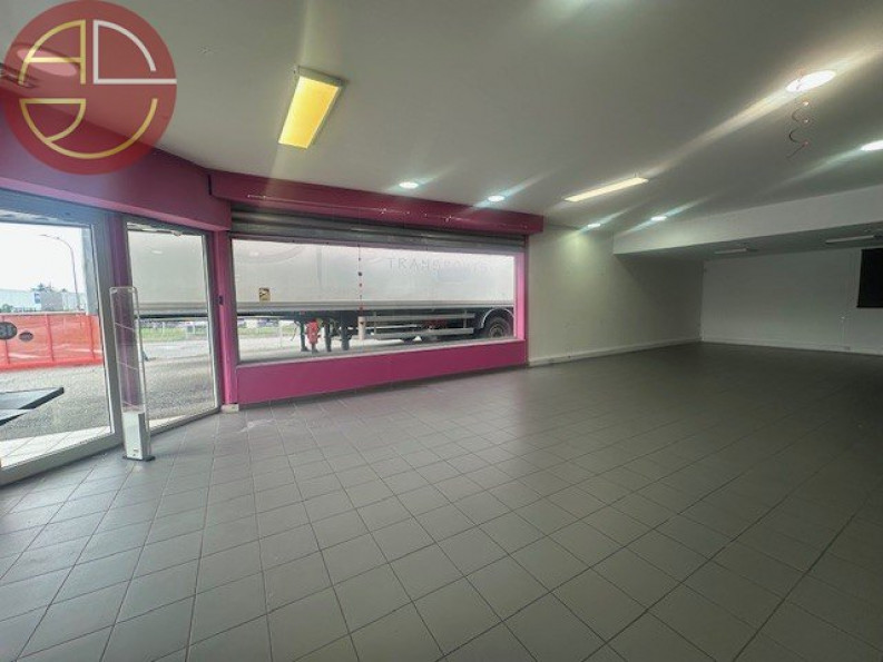 location Local commercial Saint-orens-de-gameville - Photo 2