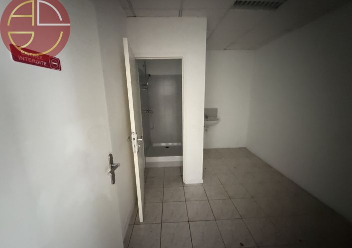 location Local commercial Saint-orens-de-gameville