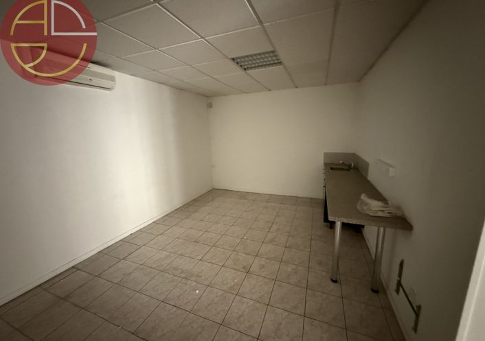 location Local commercial Saint-orens-de-gameville