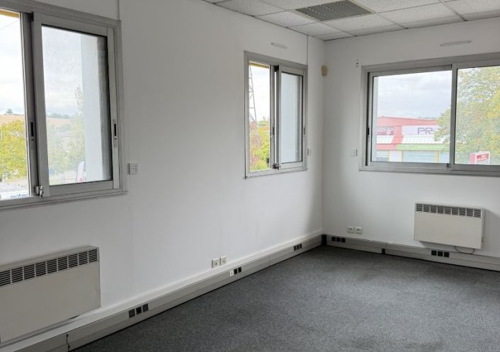 location Local commercial Saint-orens-de-gameville