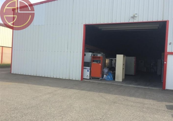 location Entrepot Gratentour