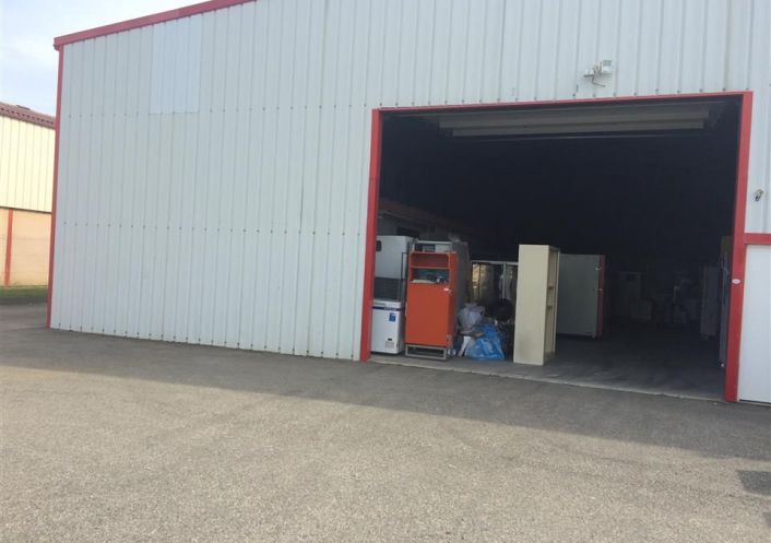 location Entrepot Gratentour