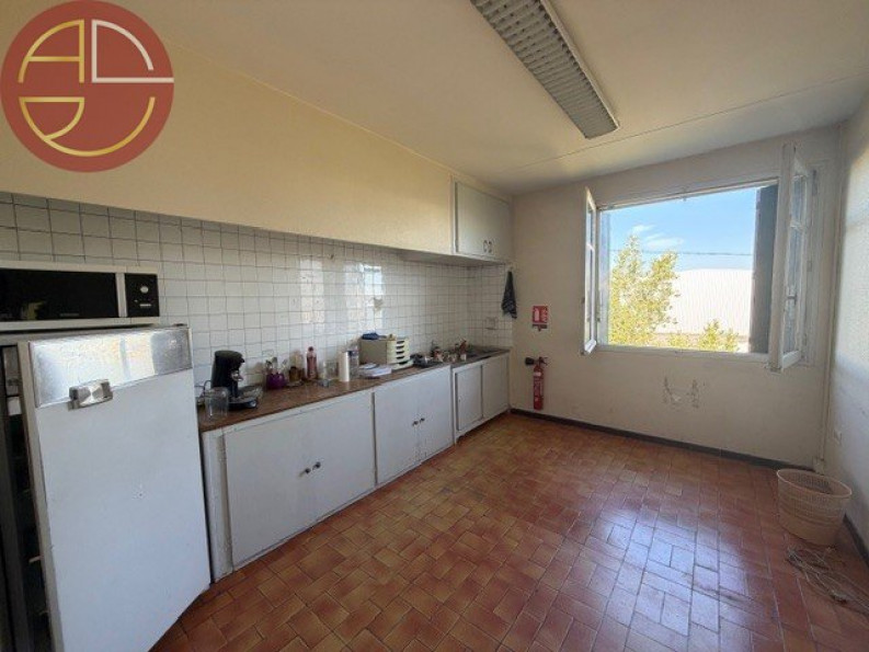 vente Entrepot Lespinasse - Photo 4