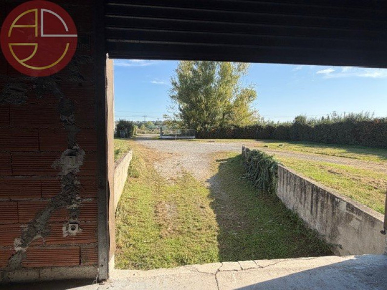 vente Entrepot Lespinasse - Photo 2