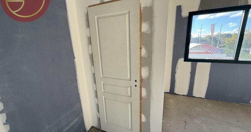 location Bureau La-salvetat-saint-gilles