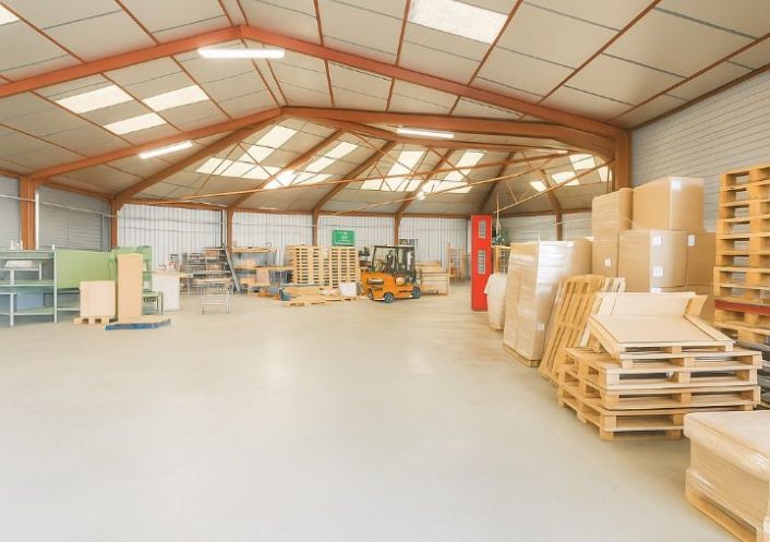 vente Entrepot Pins-justaret